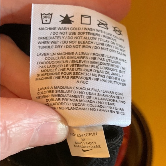 Nike Women's Dri Fit T shirt - Picture 9 of 10